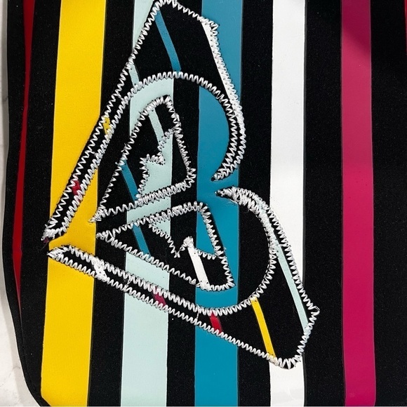 ROXY Multi Color Striped Tablet Case - Picture 3 of 9